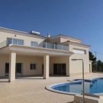 4 bedroom Villa for sale in Ubeda with pool - € 465