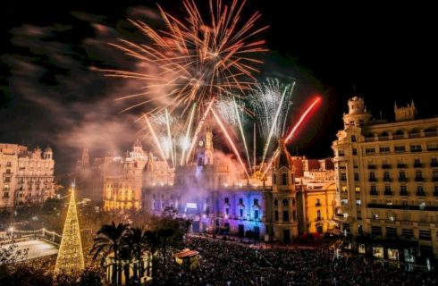 Spain's Valencia lays down a New Year fireworks challenge to the likes of London and Sydney