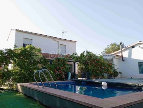 4 bedroom Finca/Country House for sale in Yecla with pool garage - € 159