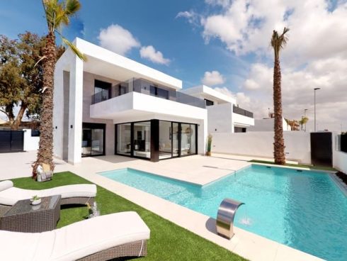 3 bedroom Villa for sale in San Pedro del Pinatar with pool garage - € 459