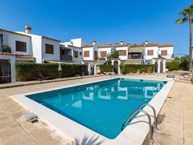 3 bedroom Townhouse for sale in Palmanova with pool - € 460