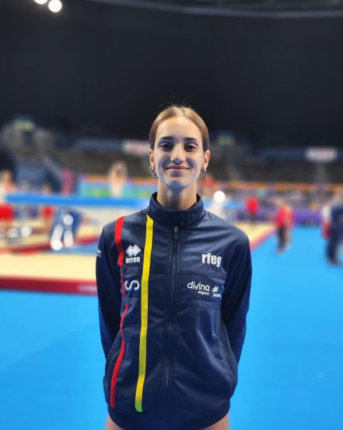 Tragedia deportiva en España: la gimnasta nacional, de 17 años, muere 24 horas después de contraer meningitis, mientras llegan homenajes a la adolescente “linda” y “encantadora”