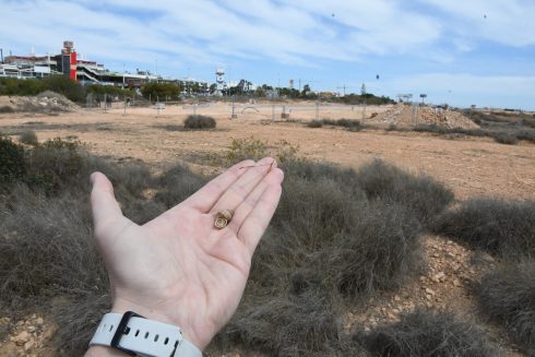 Controversial 2,200-home development on Spain's Costa Blanca must be stopped to protect 'at-risk molluscs', say activists - as they demand works on Cala Mosca be suspended