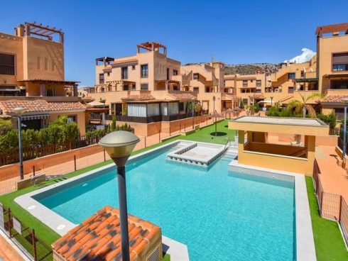 2 bedroom Apartment for sale in Aguilas with pool - € 140