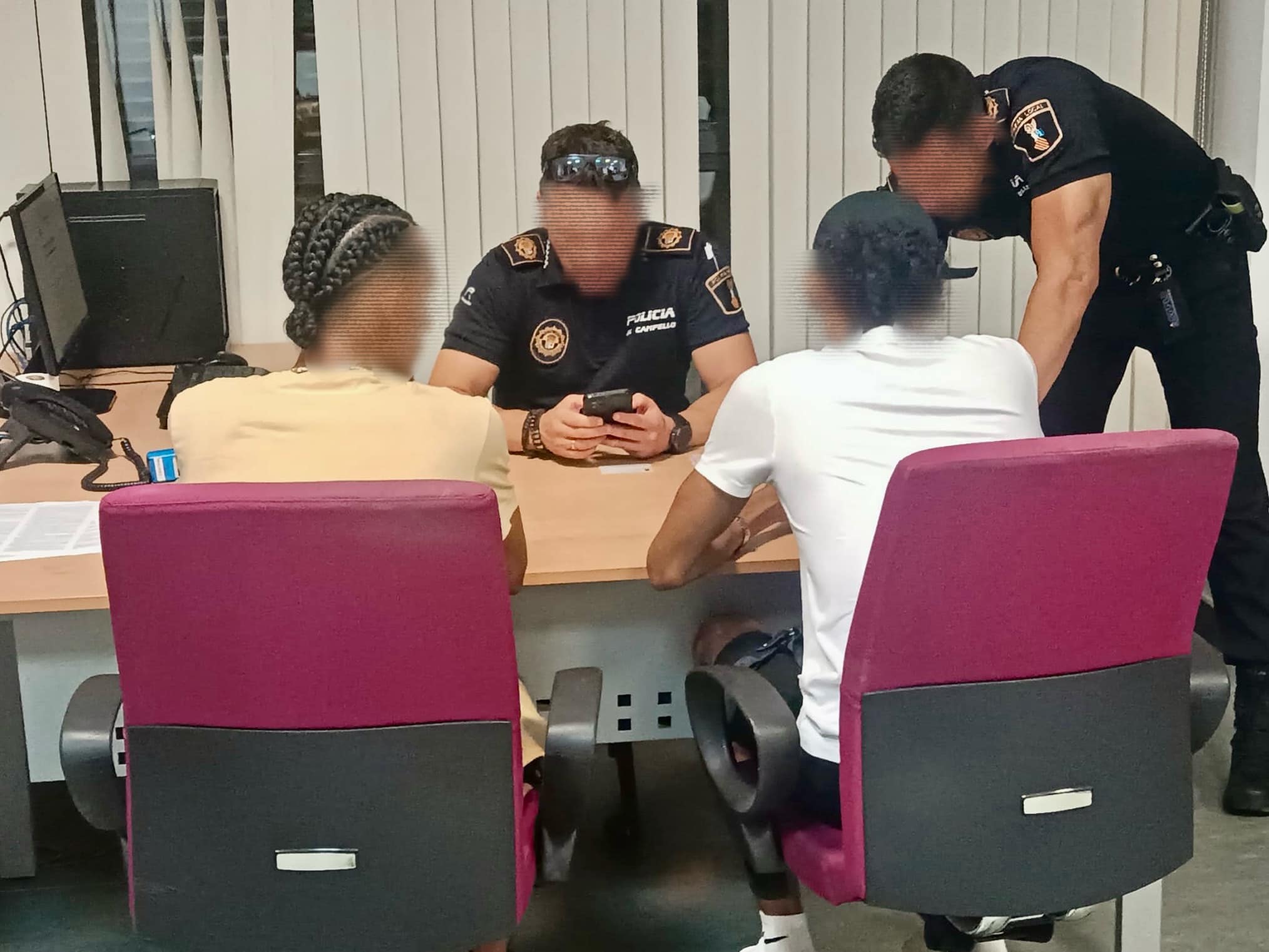 Identical-twin-tries-to-fool-Costa-Blanca-police-after-taking-his-brothers-car-and-pretending-to-be-him