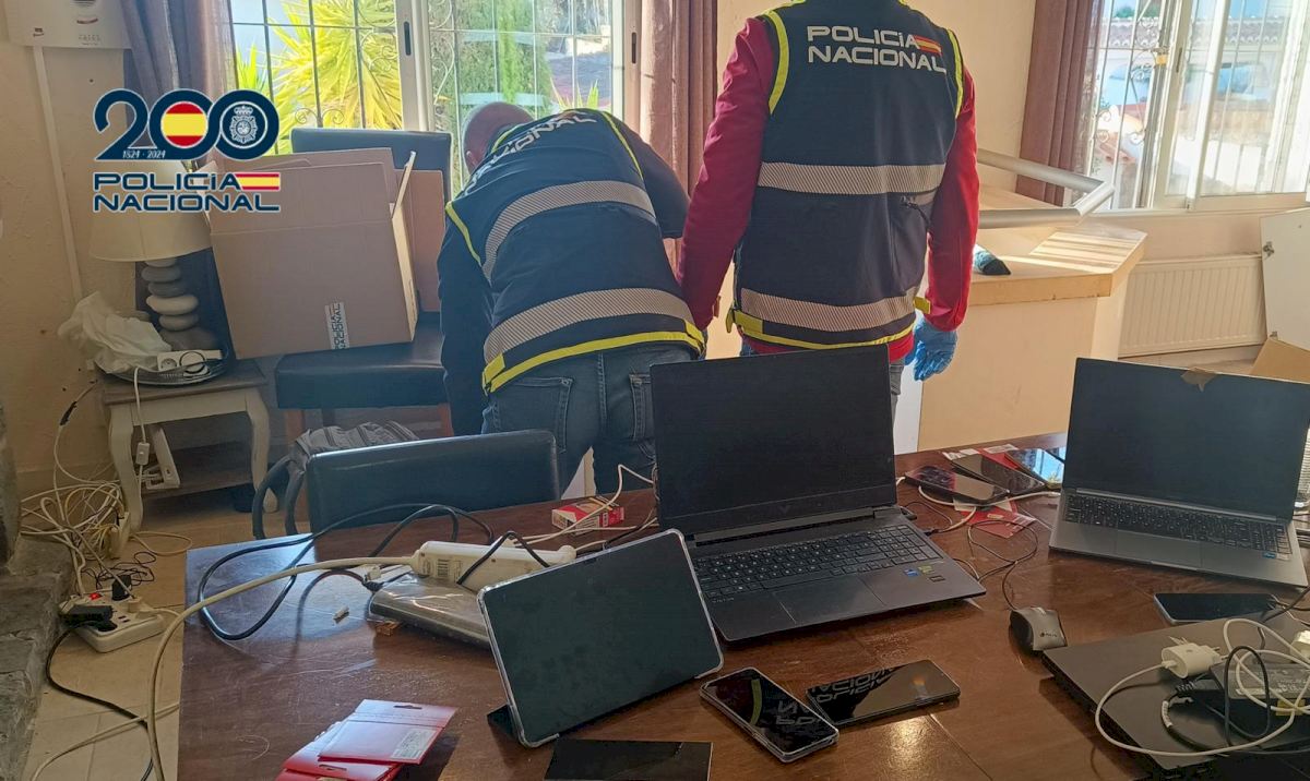 WATCH: Police raid Costa Blanca home used as call centre for 'sextortion' scams that netted €2m