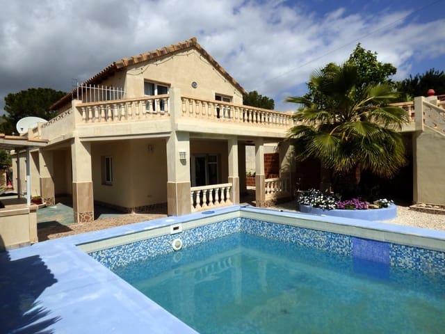 5 bedroom Villa for sale in Orxeta with pool garage - € 399