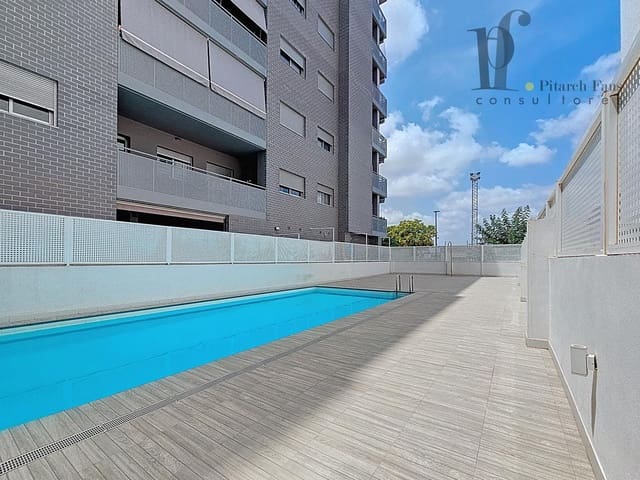 3 bedroom Flat for sale in Aldaia with pool garage - € 280