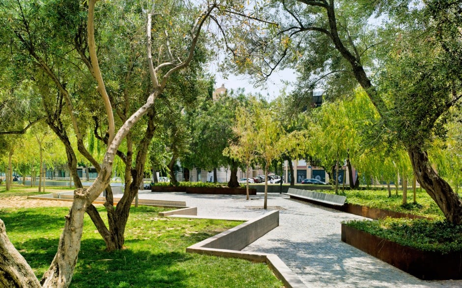 Homeless man blinded by brutal knuckle-duster assault in Valencia park