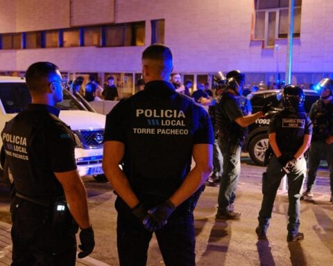 Over 300 people 'identified' over possible criminality during racist riots in Murcia region town