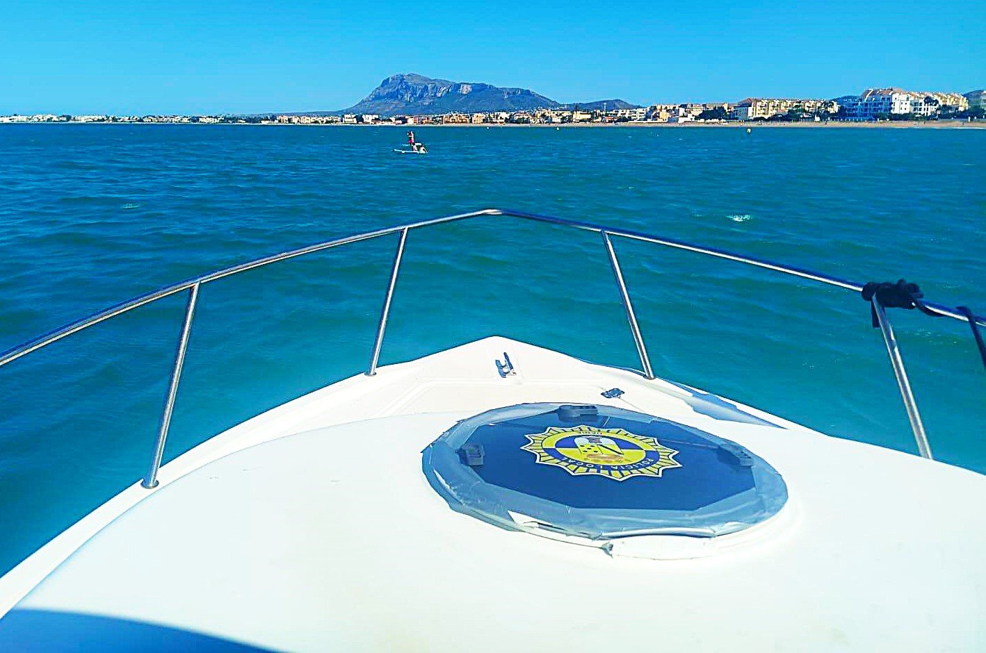 Tragedy averted after children, aged 4 and 6, drift to sea on inflatable off Costa Blanca
