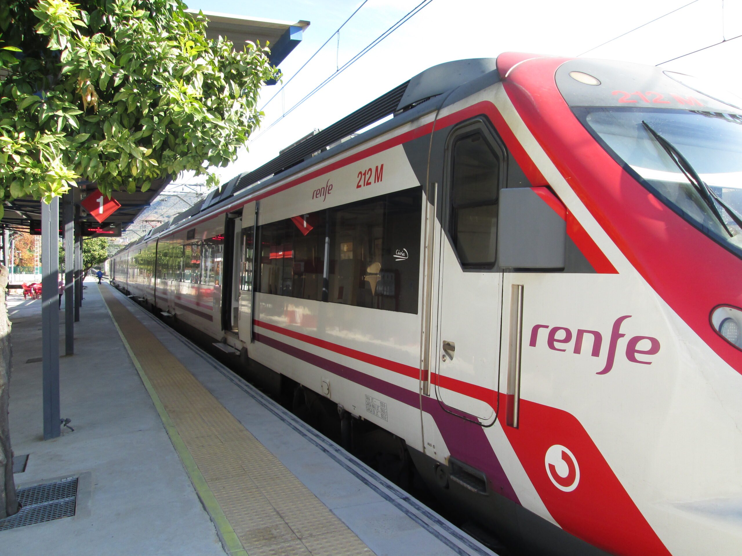 Madrid confirms that a train between Fuengirola and Marbella is ‘feasible’ – and labels it a ‘priority’