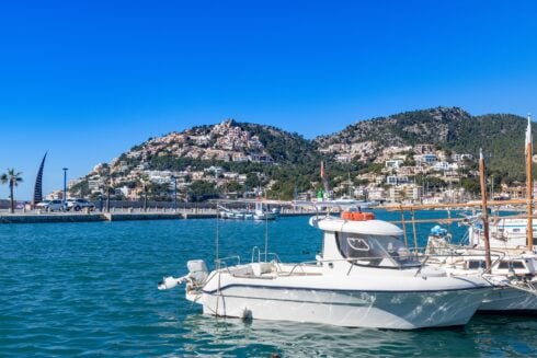British tourist robbed of €40k Rolex watch in Mallorca street as young daughter screams in horror