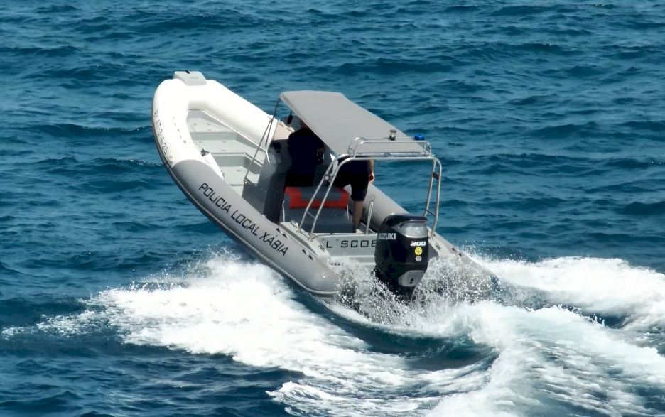 Seized narco-boat with powerful engine starts new life as police vessel on Costa Blanca