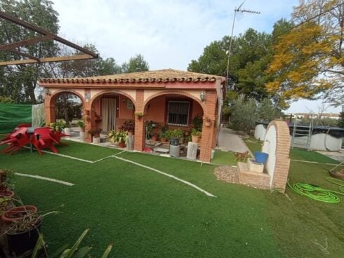 3 bedroom Finca/Country House for sale in La Carlota with pool garage - € 155