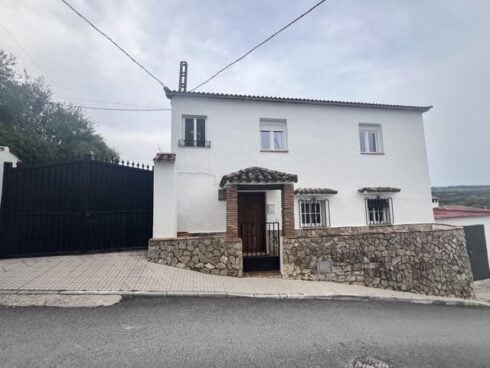3 bedroom Finca/Country House for sale in Jimena de la Frontera - € 280