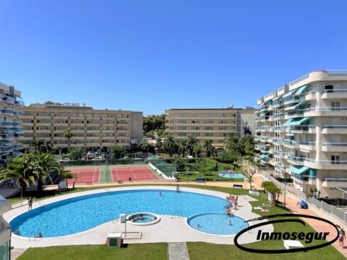 3 bedroom Flat for sale in Salou with pool garage - € 282