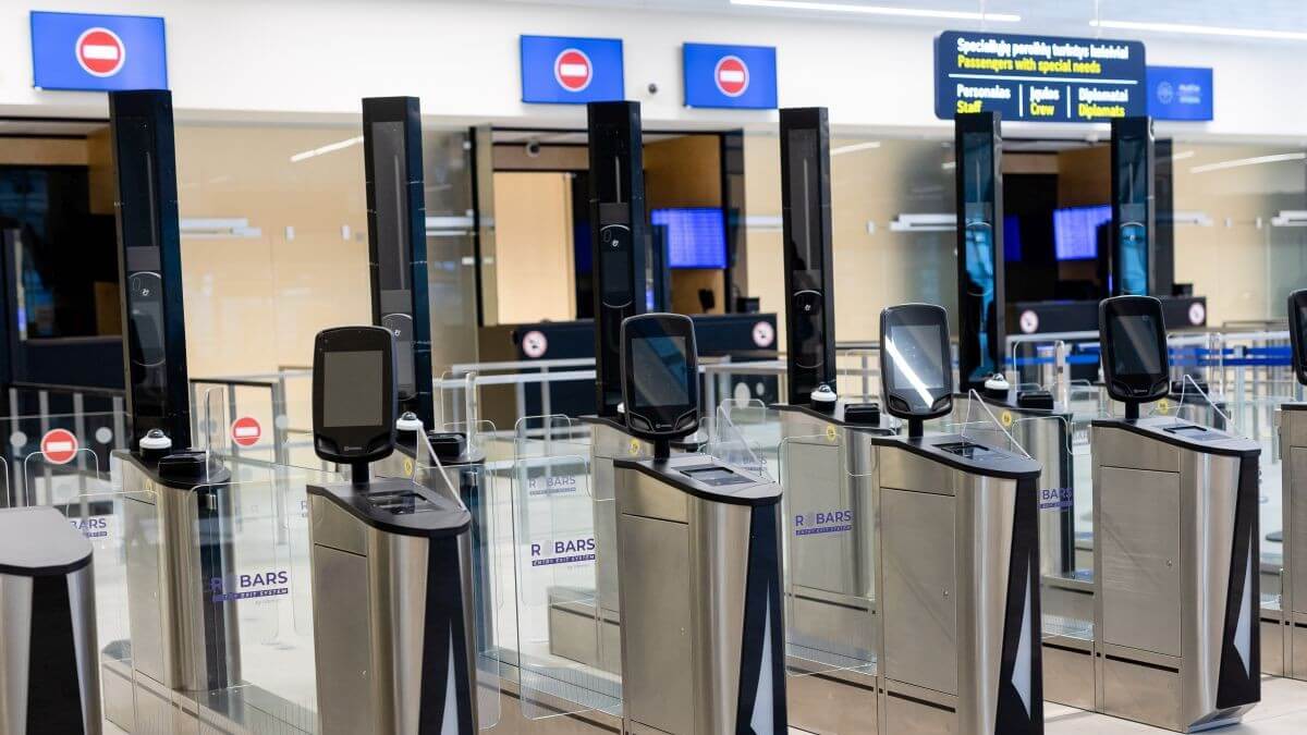 EXPLAINER: Here’s how the new EES border system will work for Brits entering Spain and other EU countries from next month