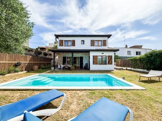 4 bedroom Villa for sale in Calonge i Sant Antoni with garage - € 499