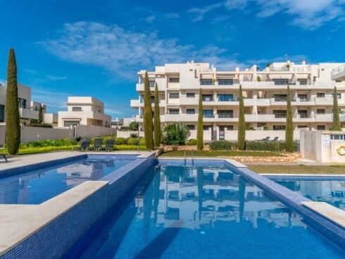 2 bedroom Apartment for sale in Orihuela Costa with pool - € 310