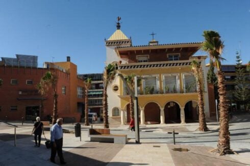 Man goes on knife rampage in Marbella, stabbing person, and then fleeing into a nearby church