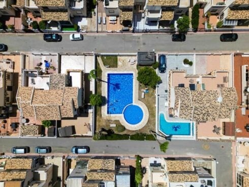 3 bedroom Semi-detached Villa for sale in Playa Flamenca with pool garage - € 294