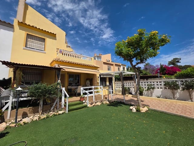 4 bedroom Villa for sale in Aguas Nuevas with pool garage - € 253