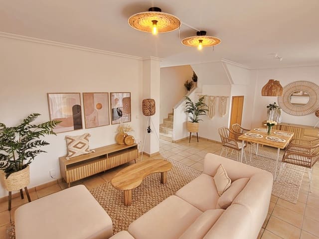 3 bedroom Townhouse for sale in La Nucia with pool garage - € 380