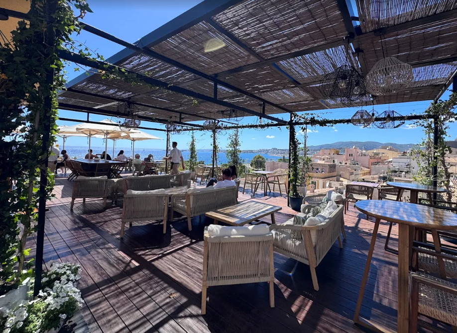 Felipe Rooftop Raising the bar: Spain’s must-visit rooftop hangouts