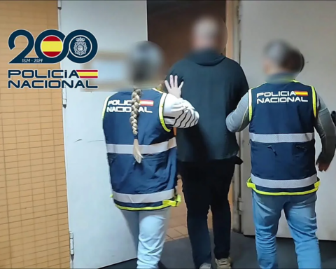 British fugitive cocaine dealer arrested after going to pick up family member at Costa Blanca airport