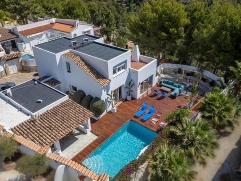 3 bedroom Villa for sale in Altea with pool - € 775