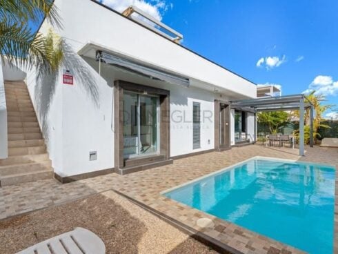 3 bedroom Villa for sale in Ciudad Quesada with pool - € 425