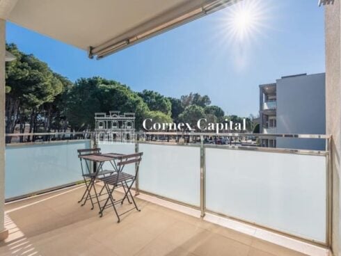 2 bedroom Apartment for sale in S'Agaro with pool - € 375