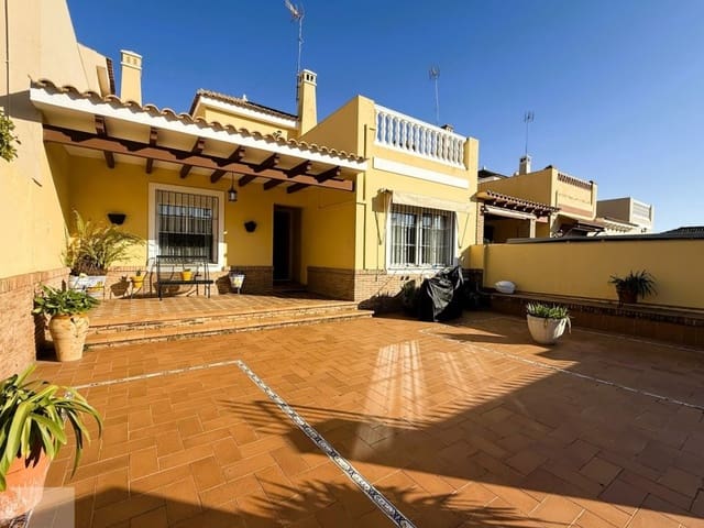 3 bedroom Terraced Villa for sale in Ayamonte - € 250