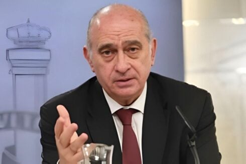 Trial begins in Spain for ex-PP minister accused of spying on colleague who threatened to expose rampant corruption and illegal financing