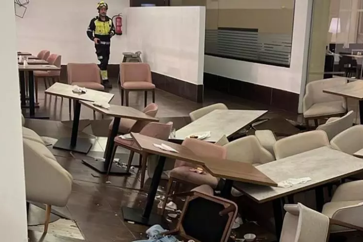 Two injured as dining room caves in at popular tourist hotel in Mallorca