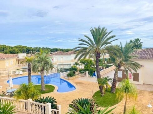 2 bedroom Apartment for sale in Benissa with pool - € 335