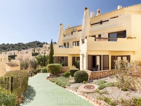 3 bedroom Townhouse for sale in La Manga Club with pool - € 264