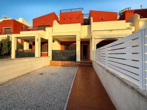 2 bedroom Terraced Villa for sale in Aguas Nuevas with pool - € 239