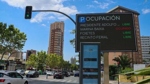 Benidorm introduces high-tech system to help locals and tourists find car park spaces
