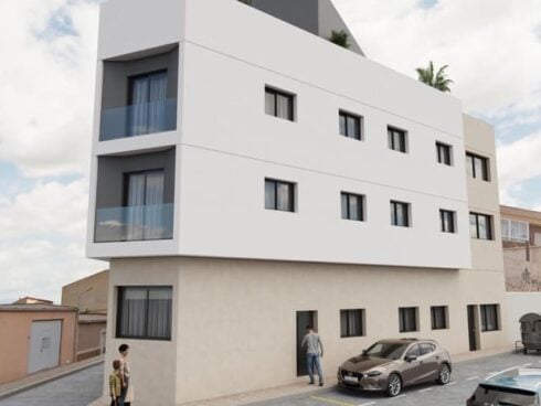 2 bedroom Apartment for sale in Mazarron with garage - € 105
