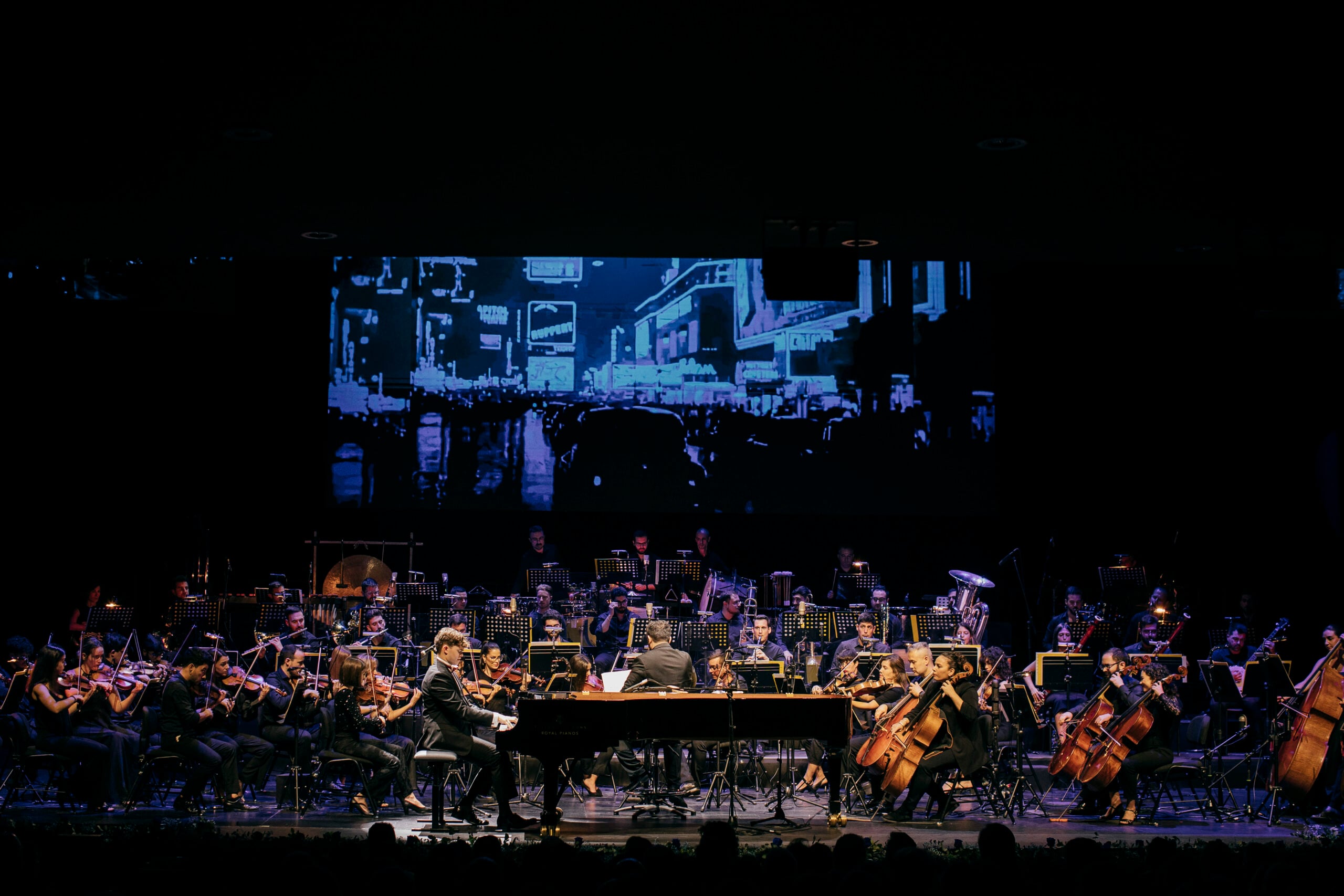‘Joy’ for Antonio Banderas as he presents a return to the jazz age with Gershwin at his amazing new Malaga theatre