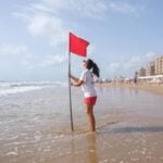 Swimming will be banned at busy Costa Blanca beaches today with forecasts of severe wind gusts