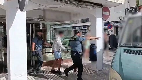 Violent robbers followed elderly women to their Costa Blanca homes to steal their jewellery