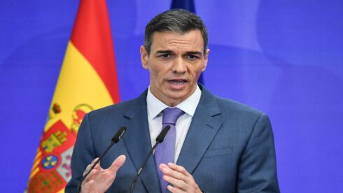 sanchez nast politics