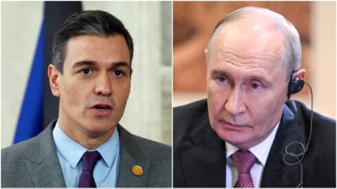 Pedro Sanchez and Vladimir Putin