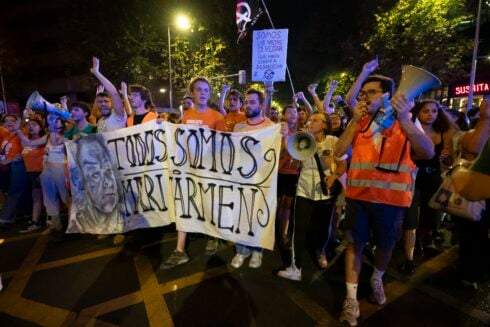 Thousands of protesters gather outside Isabel Diaz Ayuso's penthouse in Madrid amid anger over Maricarmen's eviction
