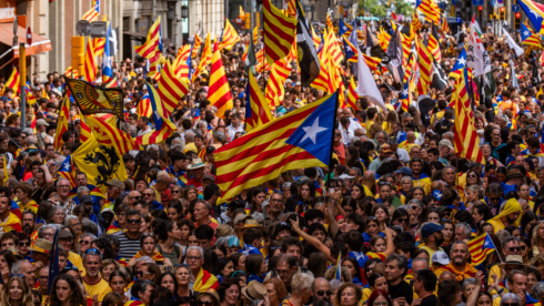 Thousands of pro-independence supporters marching in Barcelona to celebrate Catalunya's national day